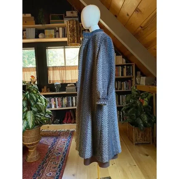 Vintage Coat - Picture 4 of 6